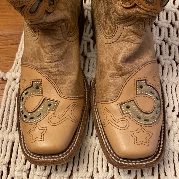 Corral boots - Picture 5 of 6